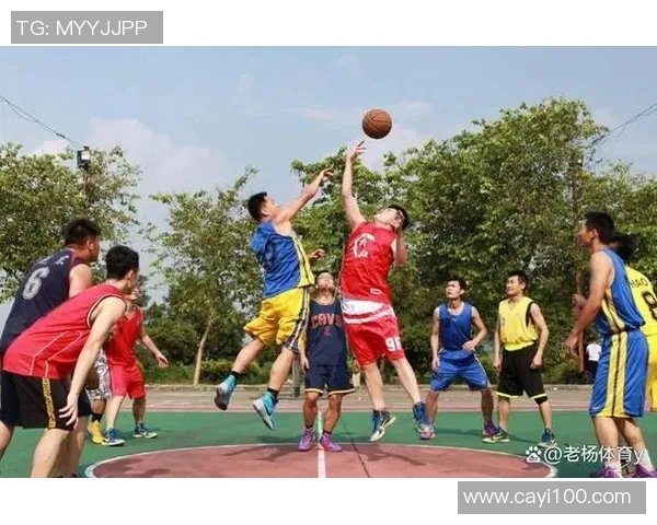 打篮球的球针如何提升运动表现与团队协作能力的完美结合探讨